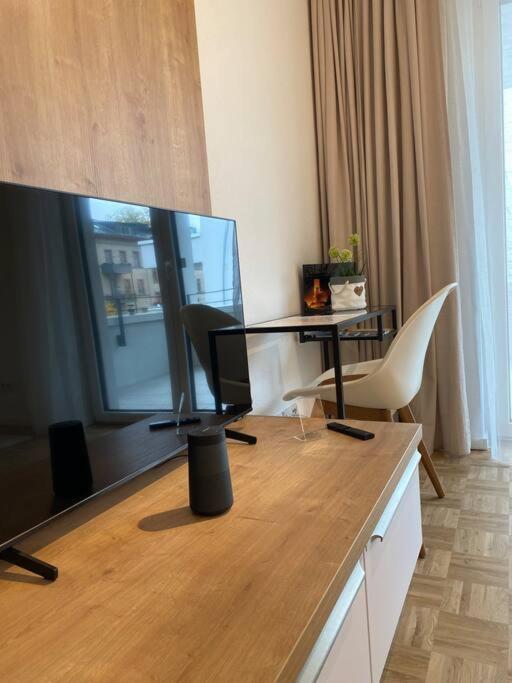 Acapella Suite Adagio 54Qm, Direkt Am Weinberg, Altstadt, Netflix Inklusive Heppenheim  Esterno foto